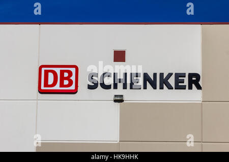 Indianapolis: Circa Gennaio 2017: DB Schenker USA Freight Forwarding Service Location ho Foto Stock