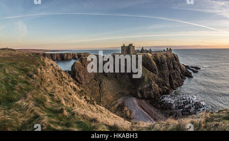 Castello di Dunnottar vicino a Stonehaven, Scozia Foto Stock