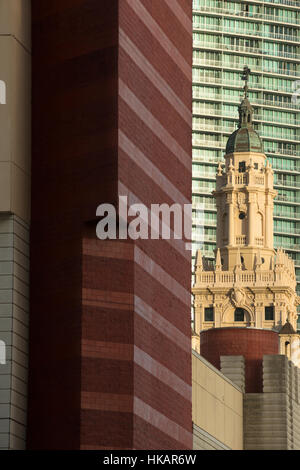 Parte superiore della torre libera il museo di arte contemporanea (©GEORGE FULLER 1925) Miami Dade COLLEGE Downtown Miami Florida USA Foto Stock