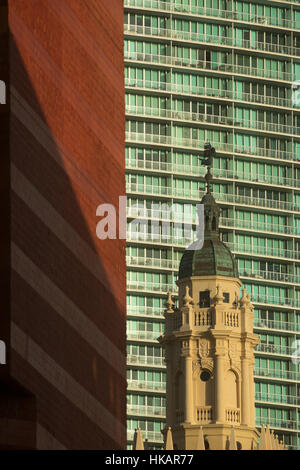 Parte superiore della torre libera il museo di arte contemporanea (©GEORGE FULLER 1925) Miami Dade COLLEGE Downtown Miami Florida USA Foto Stock