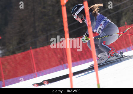 Cortina d'ampezzo, Italia. 26 gen, 2017. Tiffany Gauthier della Francia sul corso durante la formazione in discesa a Cortina d'Ampezzo, Italia il 26 gennaio 2017. Credito: Rok Rakun/Pacific Press/Alamy Live News Foto Stock