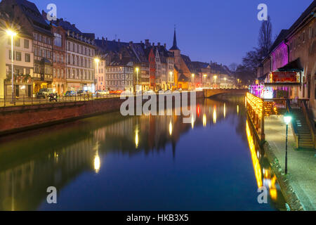 Mattina terrapieno a Strasburgo, in Alsace Foto Stock