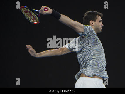 Melbourne, Australia. 27 gennaio, 2017. La Bulgaria Grigor Dimitrov compete durante gli uomini singoli semifinale contro la Spagna di Rafael Nadal presso l'Australian Open di tennis campionati di Melbourne, Australia, Gennaio 27, 2017. Credito: Lui Siu Wai/Xinhua/Alamy Live News Foto Stock