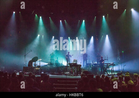 Londra, Regno Unito. 27 gennaio, 2017. Norwegian jazz sperimentale gruppo Jaga Jazzist performing live sul palco del Roundhouse di Londra. Credito: Roger Garfield/Alamy Live News Foto Stock