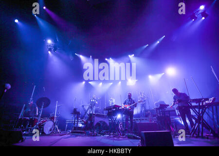 Londra, Regno Unito. 27 gennaio, 2017. Norwegian jazz sperimentale gruppo Jaga Jazzist performing live sul palco del Roundhouse di Londra. Credito: Roger Garfield/Alamy Live News Foto Stock