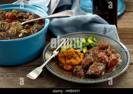 Carni bovine stout casseruola Foto Stock