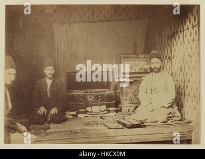 Un'opera d'arte della collezione del Brooklyn Museum, intitolata "Untitled 4", mostra uno stile artistico unico. Il pezzo contribuisce alla variegata gamma di opere moderne e storiche del museo. Foto Stock