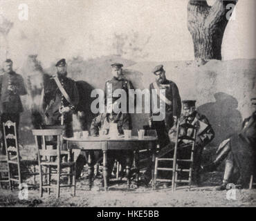 Questo dipinto ad olio del 1870 raffigura il Generalfeldmarschall Wrangel durante l'assedio di Metz. Mette in evidenza il suo significato militare durante la guerra franco-prussiana, illustrando il periodo di tensione nella storia europea. Foto Stock