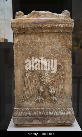 Altare romano dedicato a Venere. Il marmo. Fine del II secolo. Augusta Emerita, oggi Merida, Badajoz. Spagna. Foto Stock