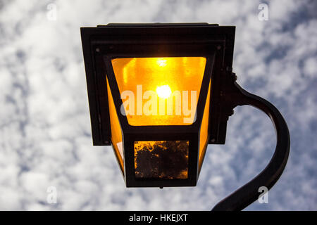 Notte romantica via la luce nella città Foto Stock