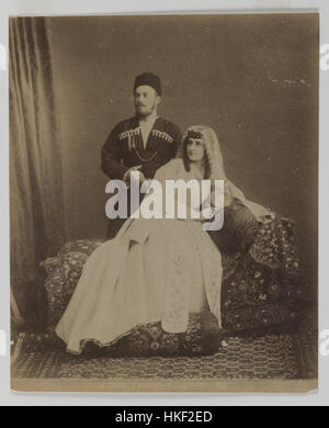 Questa opera d'arte senza titolo del Brooklyn Museum è un dipinto moderno che riflette l'approccio astratto e sperimentale dell'artista. Il pezzo enfatizza forma e colore, utilizzando elementi minimalistici per stimolare il pensiero e l'interpretazione. Foto Stock