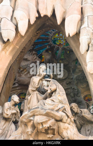 La Sagrada Familia di Antoni Gaudì a Barcellona. La Catalogna, Spagna. Foto Stock