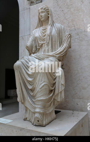 Imperatrice Livia (58 BC-29 AD). Statua. Il marmo. 14-19. Paestum, Italia Foto Stock