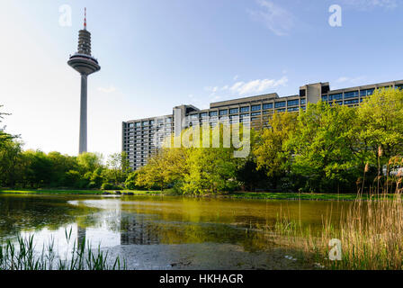 Frankfurt am Main: Europaturm della Deutsche Telekom e la Bundesbank, nördlich des Stadtzentrums, Assia, Hesse, Germania Foto Stock