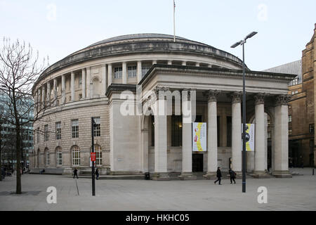 Biblioteca centrale di Manchester è la sede della città servizio biblioteca e informazioni a Manchester in Inghilterra. Foto Stock