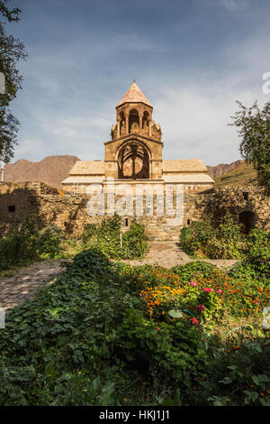 Cortile sud di Saint Stepanos monastero; Est Azerbaigian, Iran Foto Stock