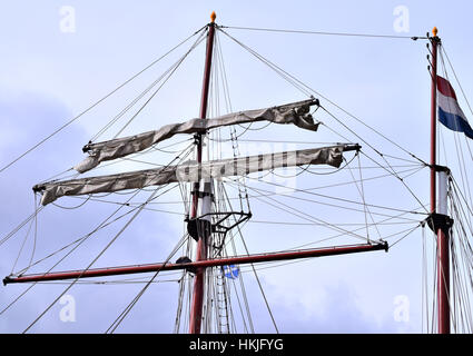 Flying Dutchman montante di vela Foto Stock