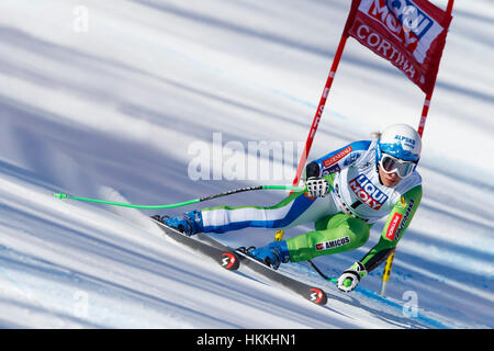 Cortina d'Ampezzo, Italia. 29 gen, 2017. Ilka STUHEC (Slo) competere nel Audi FIS Coppa del Mondo di Sci Alpino femminile super g sulla Olympia corso nella dolomite mountain range. Credito: MAURO DALLA POZZA/Alamy Live News Foto Stock