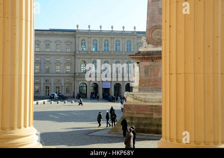 Il 'Palais Barberini e obelisco "Alter Markt" in Potsdam mostra Museo Foto Stock