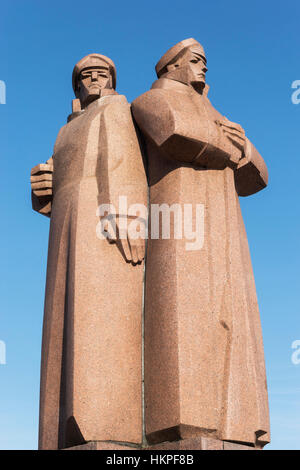 Il monumento per i fucilieri lettoni (Latviesu strelnieki) è stata costruita nel 1970, Riga, Lettonia, Paesi Baltici, Europa Foto Stock