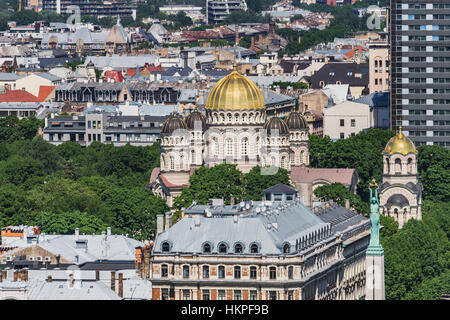 Vista sulla riga alla Natività di Cristo cattedrale, Riga, Lettonia, Paesi Baltici, Europa Foto Stock