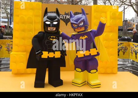 Londra, Regno Unito. Il 28 gennaio 2017. Warner Bros Foto presenta una schermatura di Gala del LEGO Batman il filmato a Empire Cineworld in Leicester Square. Foto Stock