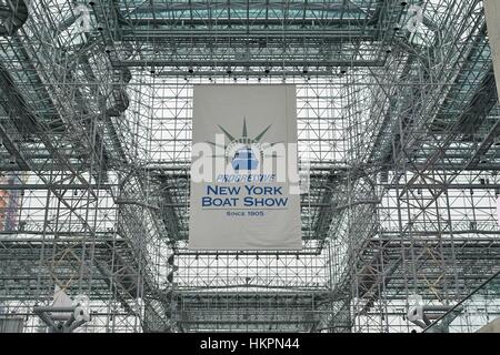 La progressiva New York Boat Show ha avuto luogo presso il Centro Congressi Jacob K. Javits Convention Center di New York gennaio 25-29, 2017 Foto Stock