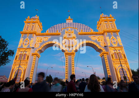 La fiera di Siviglia (ufficialmente Feria de abril de Sevilla, 'Seville fiera di aprile') è tenuto nella capitale andalusa di Siviglia. Foto Stock