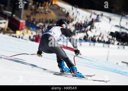 Cortina d'ampezzo, Italia. 29 gen, 2017. Marion Pellissier della Francia sul corso durante il Super-G gara a Cortina d'Ampezzo, Italia il 29 gennaio 2017. Credito: Rok Rakun/Pacific Press/Alamy Live News Foto Stock