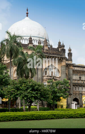 Chhatrapati Shivaji Maharaj Vastu Sangrahalaya Museum progettato da George Wittet e situato a Kala Goda, Mumbai Foto Stock