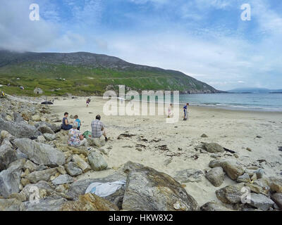 Remote appartata spiaggia sulla costa occidentale dell' Irlanda Foto Stock