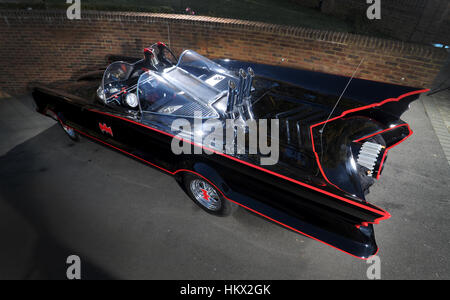 Anni sessanta TV show Batmobile replica, l'originale costruita da George Barris da una Lincoln Futura Visualizza concept car Foto Stock