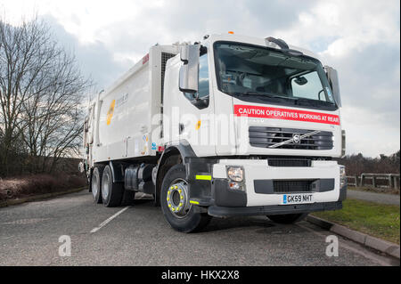 2009 Volvo FE dustcart raccolta rifiuti carrello Foto Stock