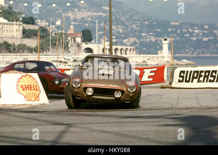 1963 Gerard Spinedi Swiss Ferrari 250 GT SWB, Tour de France 4 FL Foto Stock