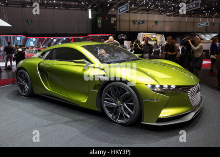 Ginevra, Svizzera - Marzo 2, 2016: Citroen DS E-tesa GT concept car ha rivelato al 86º Salone Internazionale di Ginevra a Palexpo, Ginevra. Foto Stock