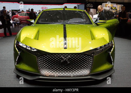 Ginevra, Svizzera - Marzo 2, 2016: Citroen DS E-tesa GT concept car ha rivelato al 86º Salone Internazionale di Ginevra a Palexpo, Ginevra. Foto Stock