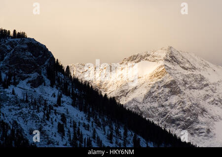 Tramonto sulle montagne di Boulder, Sawtooth National Recreation Area, Idaho. Foto Stock