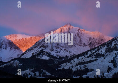 Tramonto sulle montagne di Boulder, Sawtooth National Recreation Area, Idaho. Foto Stock