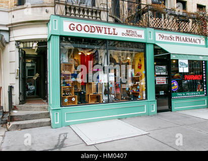 La parte anteriore di un Goodwill store sulla West 79 Street a Manhattan. Foto Stock