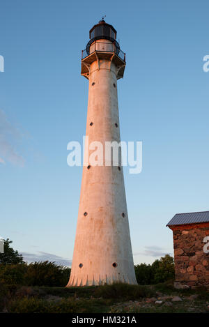 Faro bianco, Kihnu Isola, Estonia Foto Stock