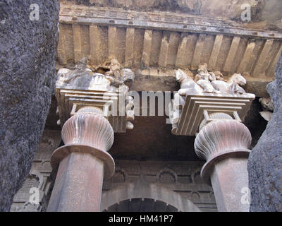 Bedse grotta buddista. Queste grotte sono circa 2.300 anni. Pune, Maharashtra, India Foto Stock