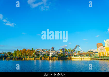 OSAKA, Giappone - 1 Dicembre 2015: Universal Studios Japan (USJ). Secondo 2014 Indice tema attrazione globale Rapporto sulla presenza, USJ è classificato quinto Foto Stock