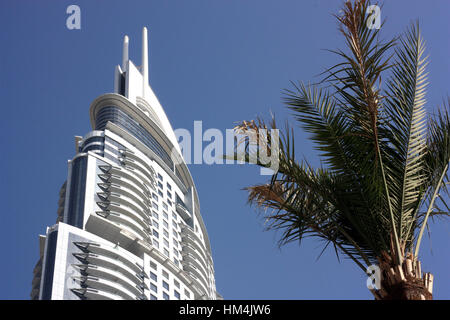 Vista degli edifici aziendali a Dubai Foto Stock