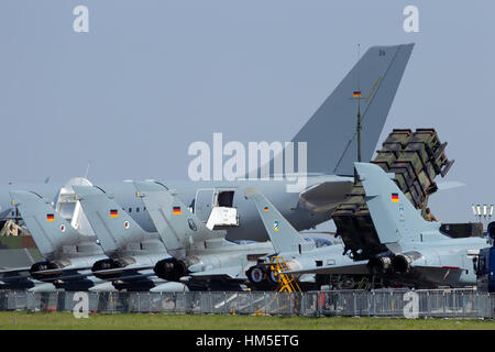 Berlino, Germania - 22 Maggio: Tedesco Air Force aerei al Salone internazionale aerospaziale ILA su maggio 22nd, 2014 a Berlino, Germania. Foto Stock