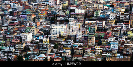 Vista panoramica della buca Izmir città da Kadifekale. Foto Stock