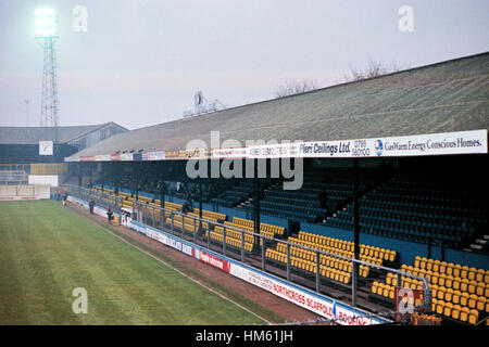 La den, Cold Blow Lane, casa di Millwall FC (Londra), raffigurato nel novembre 1989 Foto Stock