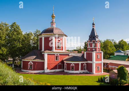 Chiesa della Dormizione o le ipotesi Chiesa - chiesa nella parte orientale del Cremlino di Suzdal, Russia. Anello d'oro della Russia. Foto Stock