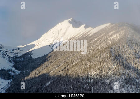 Antenna vista invernale di Esplanade gamma; sub-gamma di Selkirk gamma; British Columbia; Canada Foto Stock