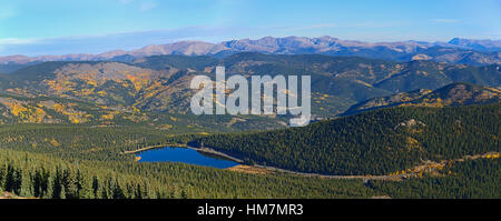 Stati Uniti d'America, Colorado, vista panoramica del lago di eco da Mount Evans Foto Stock