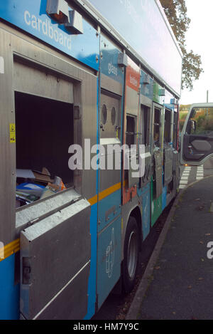 Marciapiede recycing in Teignbridge, Devon Foto Stock